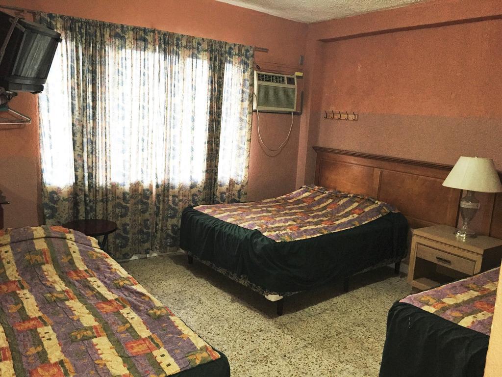 Hotel Guest House Inn سان بيدرو سولا المظهر الخارجي الصورة